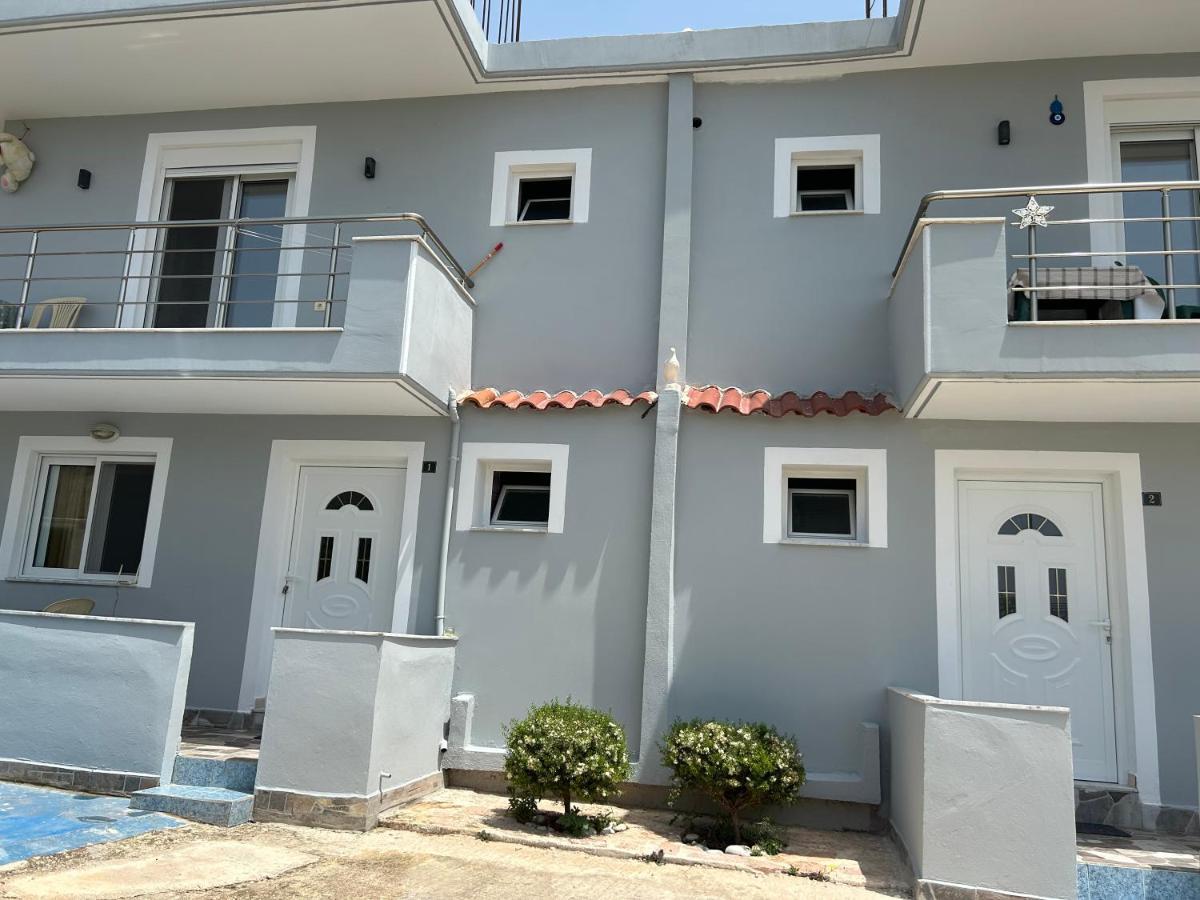 Eri Rooms Sarande Luaran gambar