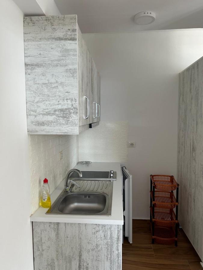 Eri Rooms Sarande Luaran gambar