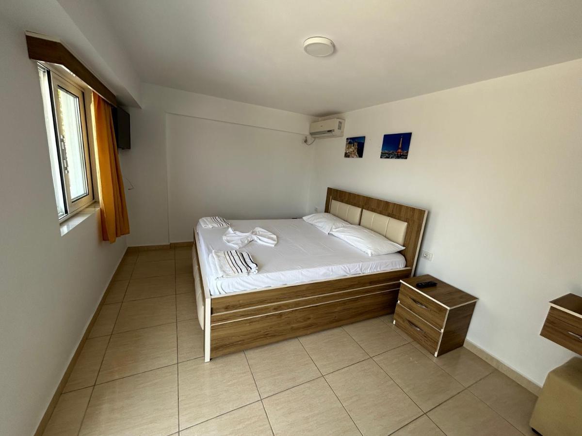 Eri Rooms Sarande Luaran gambar