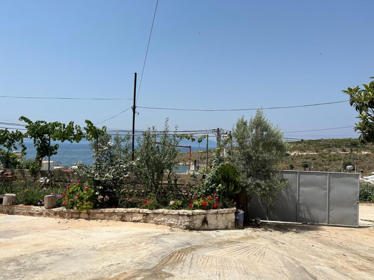 Eri Rooms Sarande Luaran gambar