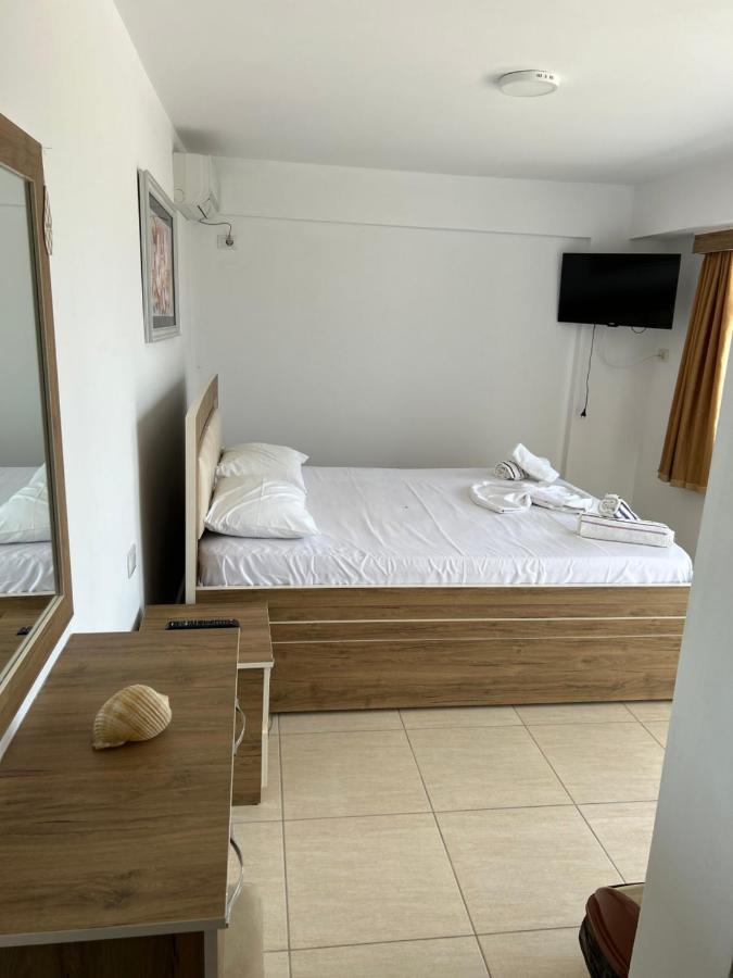 Eri Rooms Sarande Luaran gambar
