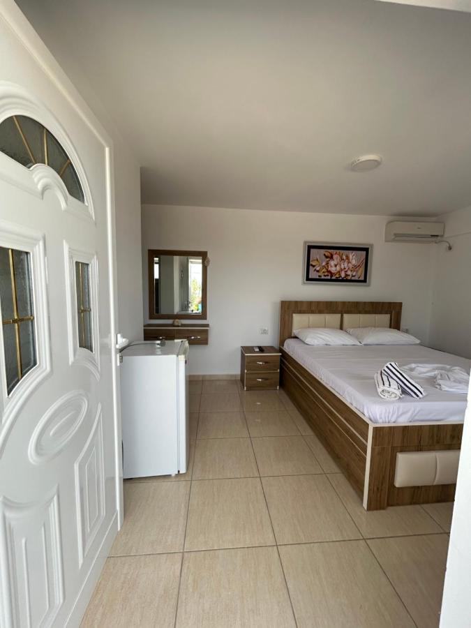 Eri Rooms Sarande Luaran gambar