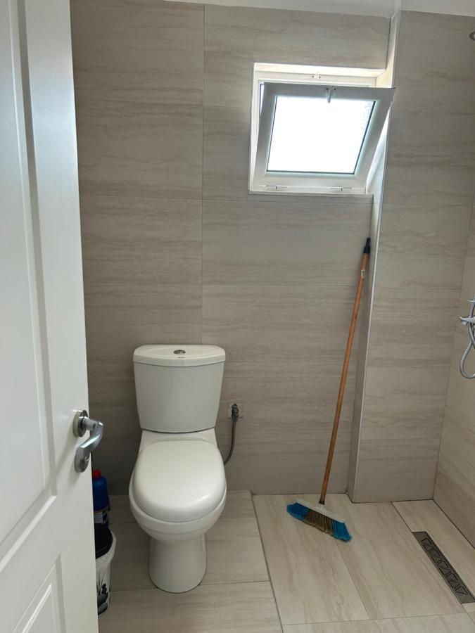 Eri Rooms Sarande Luaran gambar