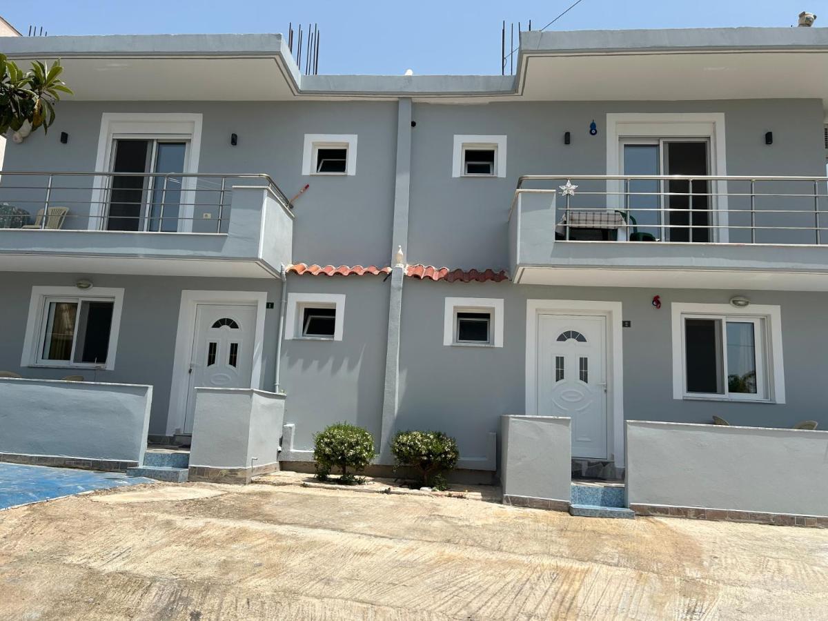 Eri Rooms Sarande Luaran gambar